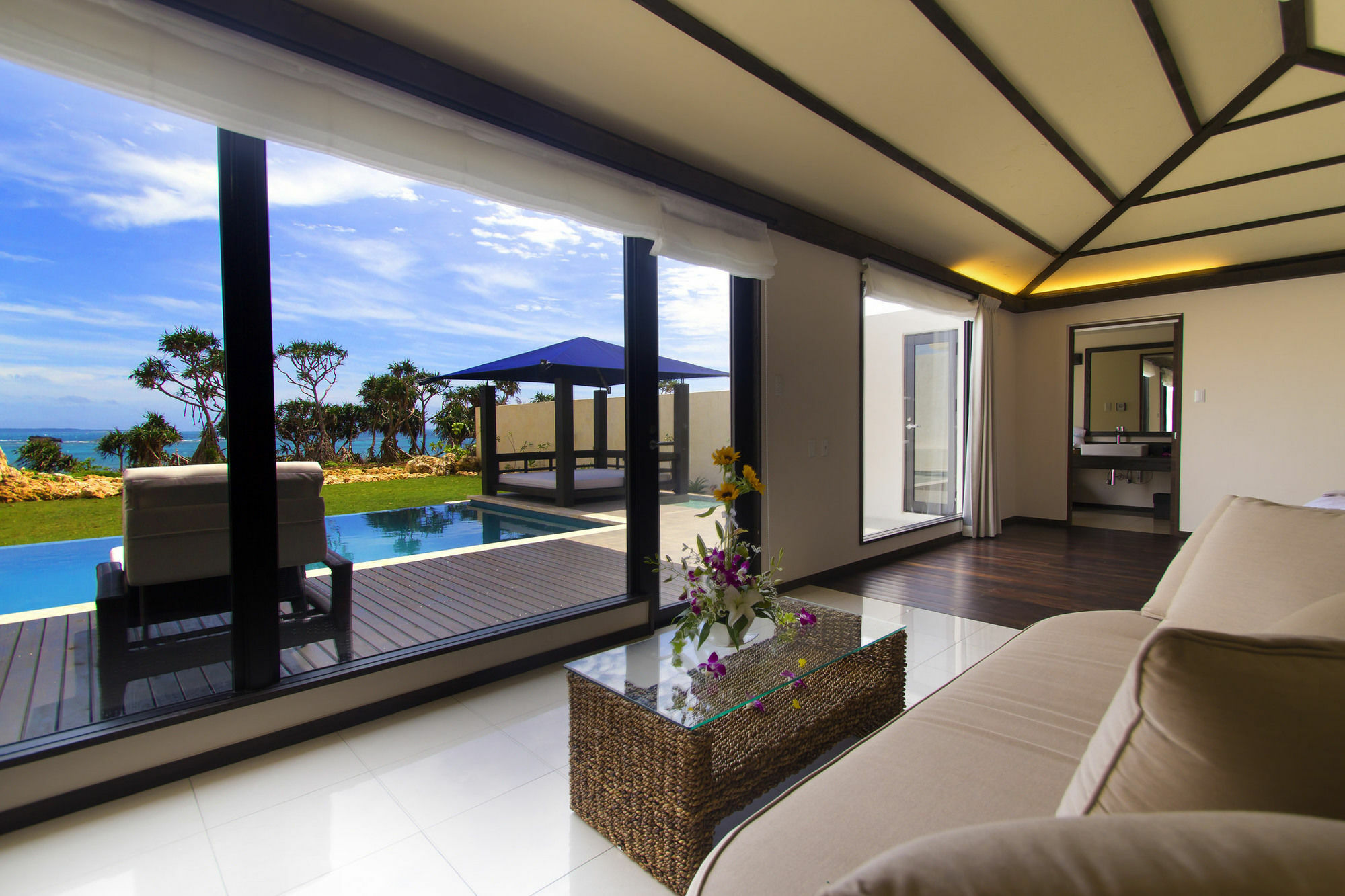 Konpeki The Villa All Suite Miyakojima  Ngoại thất bức ảnh